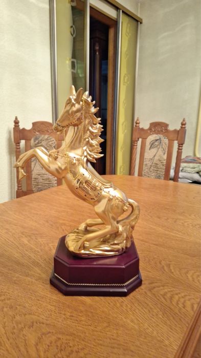 Сувениры , картины