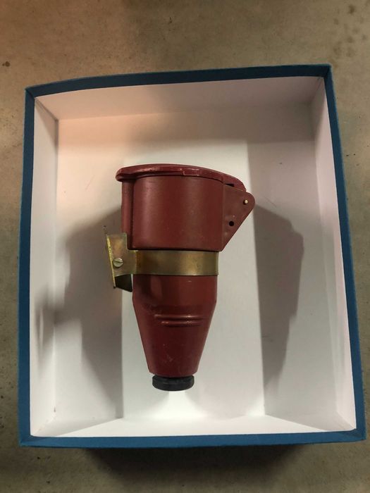 Prize trifazate 16 A si 32 A, 380V