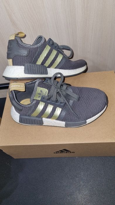 Adidas boost mărime 36