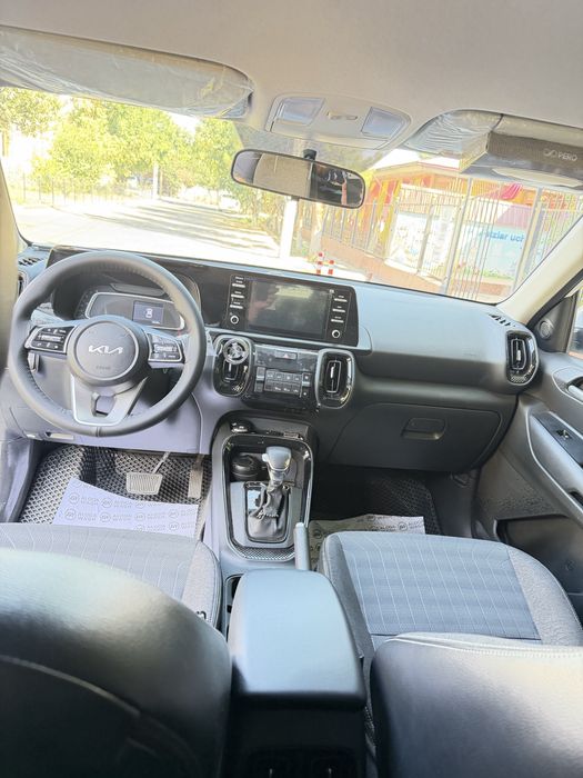 Kia sonet 2026 oq rang 14000 km probeg