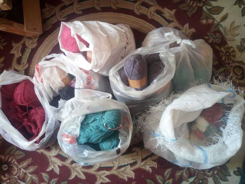 Продаю всё для вязания и шитья