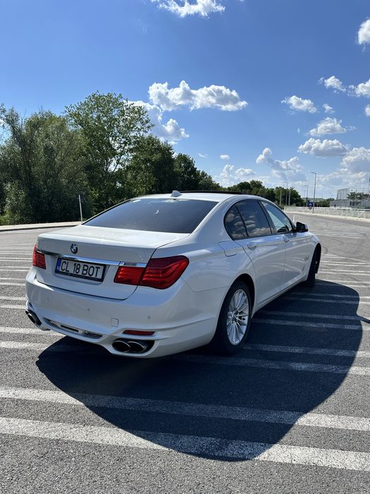 BMW 7 Series 2011 — imagine 4