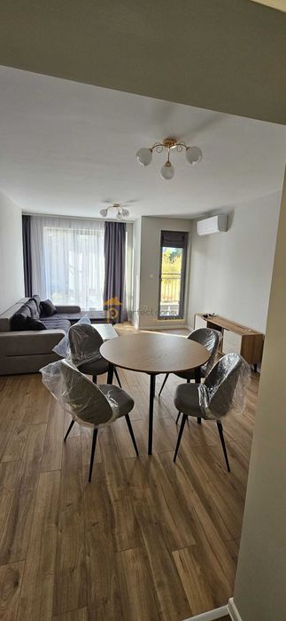 Дава се под наем Двустаен апартамент в Пловдив, Тракия - 65 кв.м за 425 € - Снимка #1