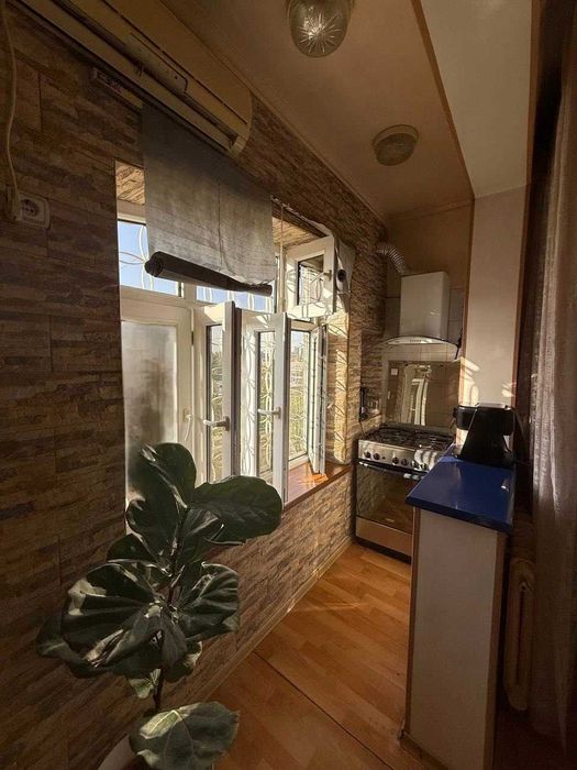 Садыка Азимова 145 школа 3в4/9/9 75м²