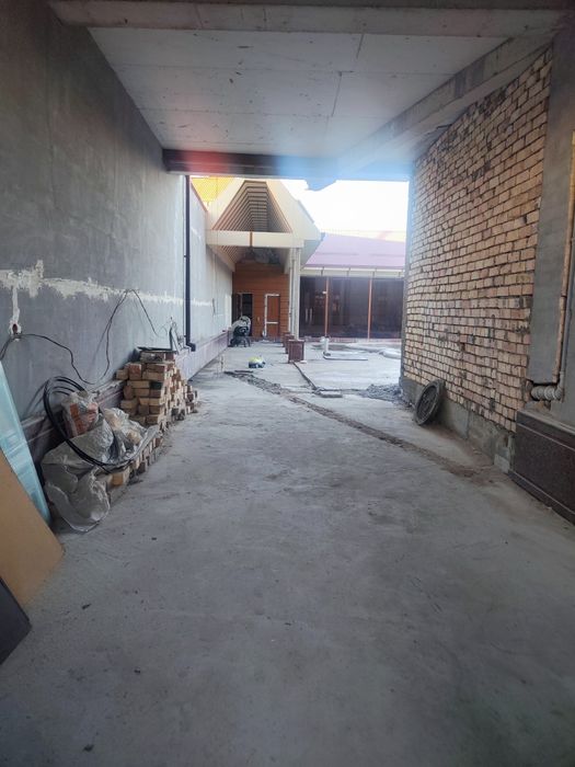 Продаётся участок 5 сот дом коробка ул Темур Малика