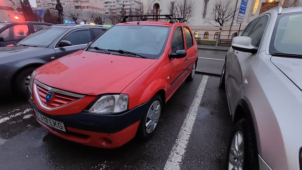 Vând Dacia Logsn ediție Kiss Fm