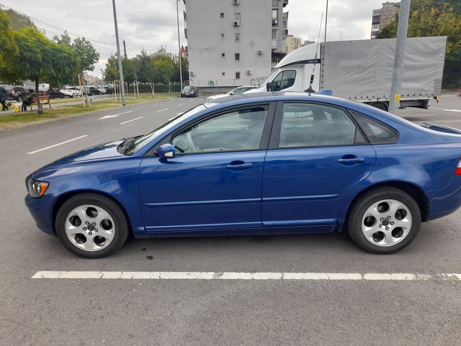 Vand Volvo s40 1.6 benzina