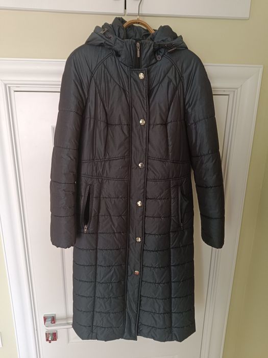 Пуховик , темно изумрудный