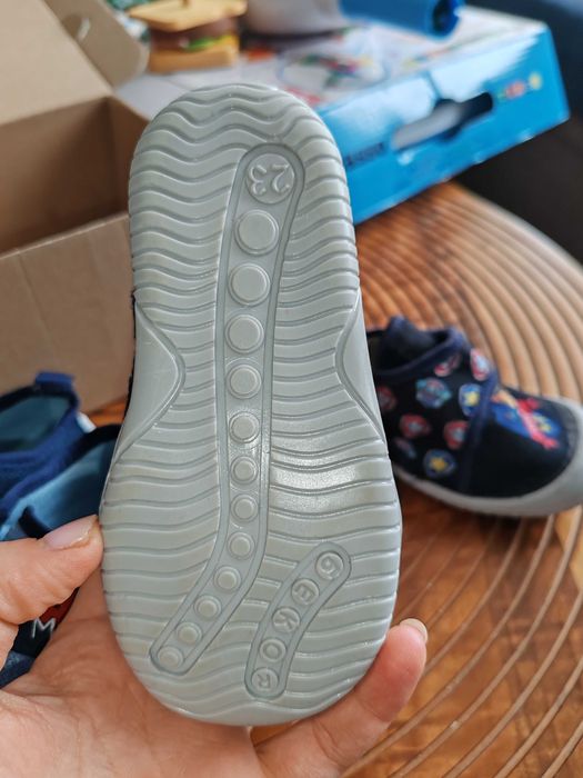 Детски пантофи 2чифта