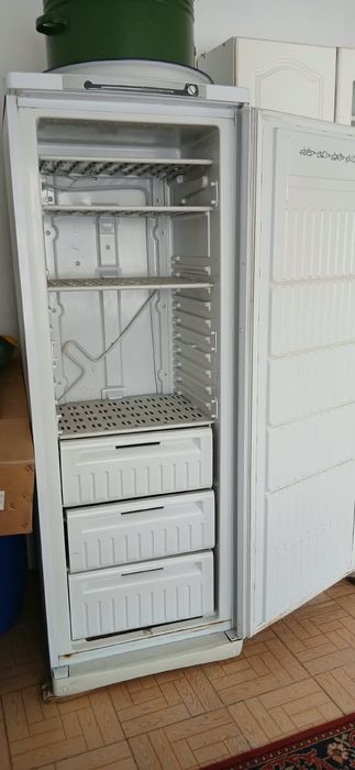 Морозильник Indesit