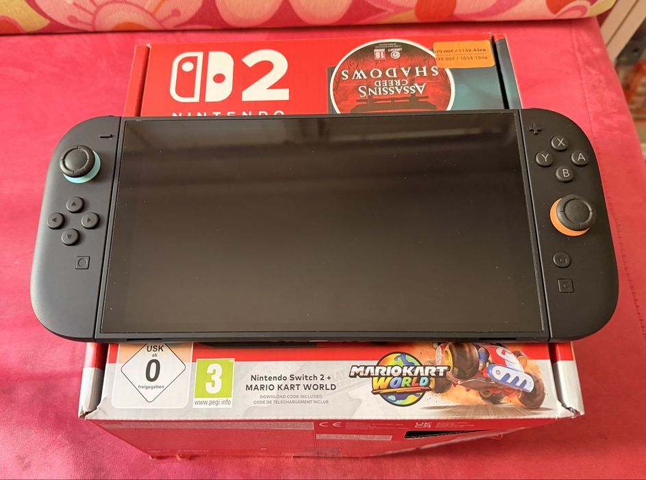 Nintendo Switch 2 - пълен комплект с гаранция и 1 игра