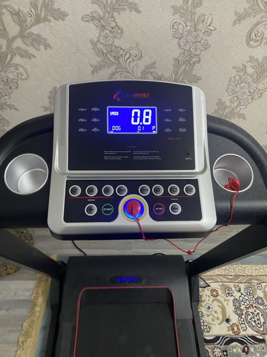 Беговая дорожка б/у продам