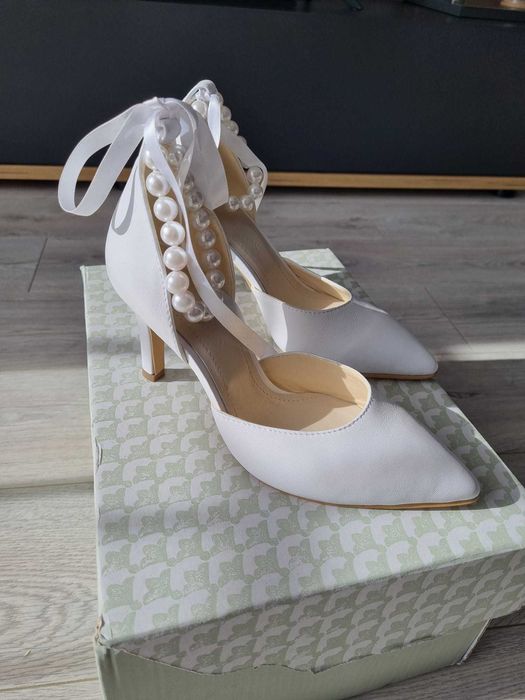 Pantofi piele Yvettes noi nr. 36