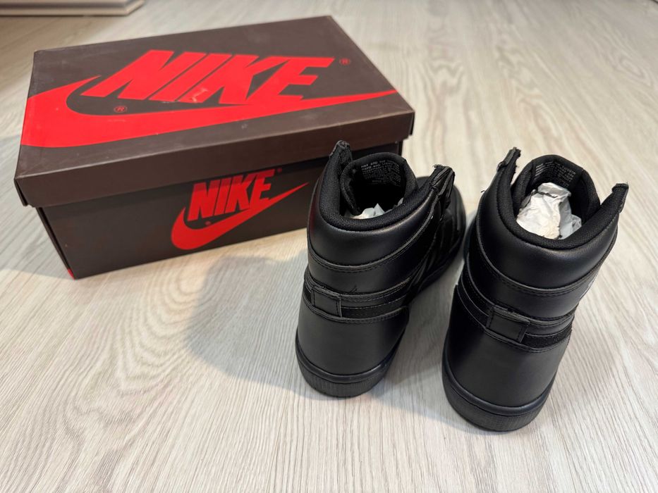 Adidasi Nike Air Jordan 1 Retro High OG Triple Black