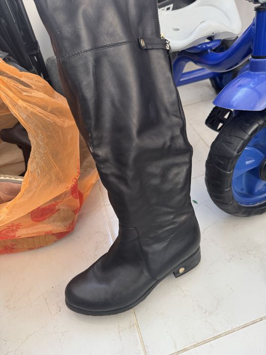 Продам отуви 39-40