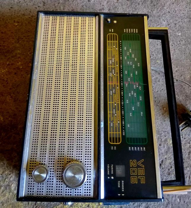 Ofertaaaa! Aparat de radio rusesc VEF 206 negociabil