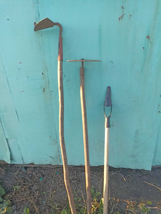 Продам ломы, тяпки