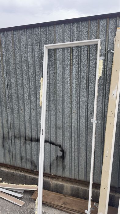 Есик сатылады 60см глухой