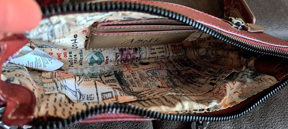 Кокетна чантичка Anekke