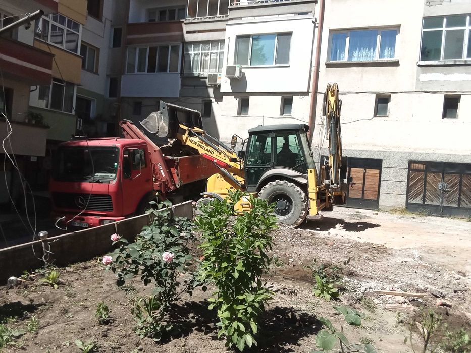 Услуги.Камион с кран,Багери и Самосвали,Автокран 40метра.