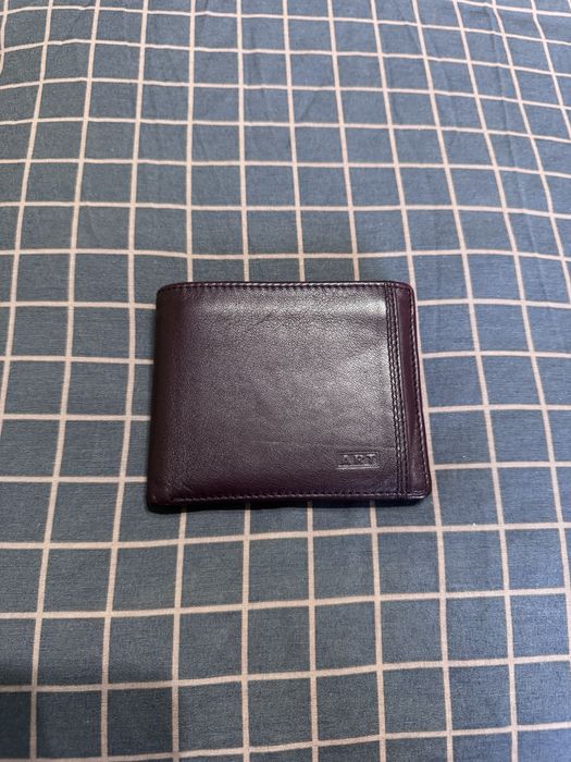 Кожени портфейли