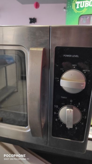 Професионална микровълнова фурна