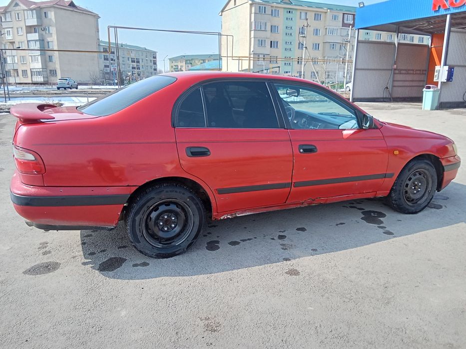 Тайота Карина 1.6