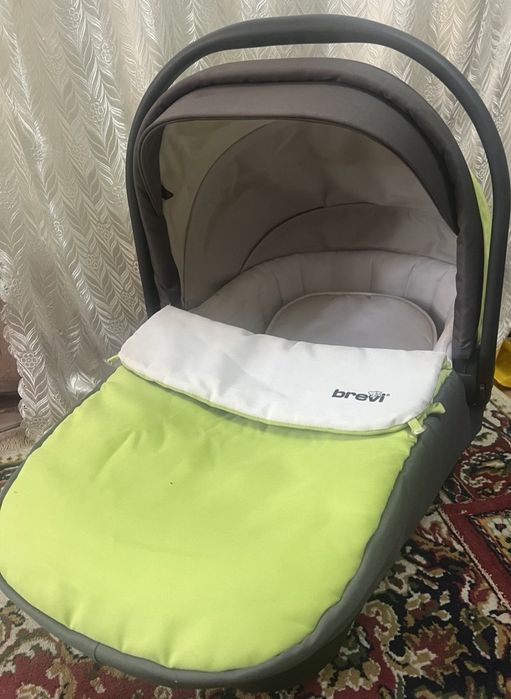 Детская коляска и автокресло