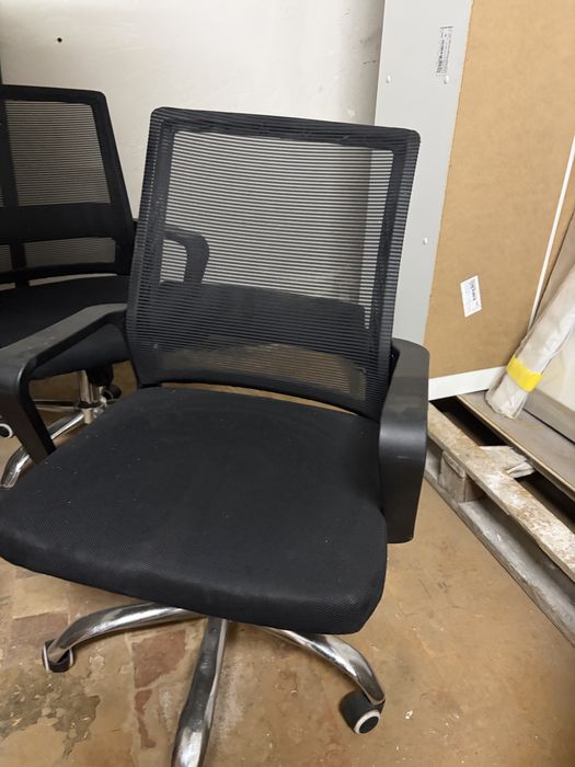 Офисное кресло б/у