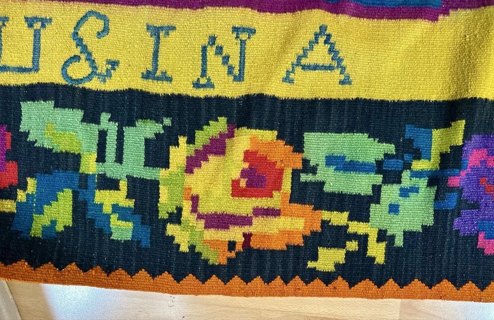 Covor/scoarta/kilim romanesc vechi-motiv figurativ unic