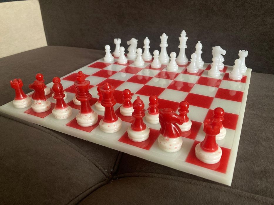 Продам очень крутые Шахматы. Подарочные