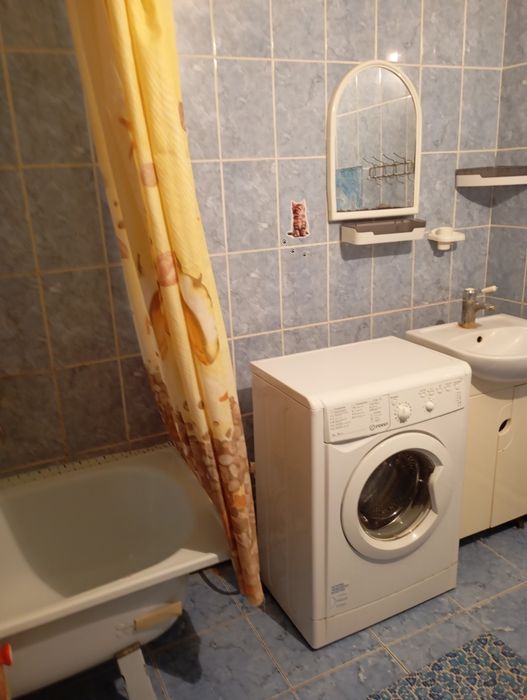 Срочно 2х комнатная квартира