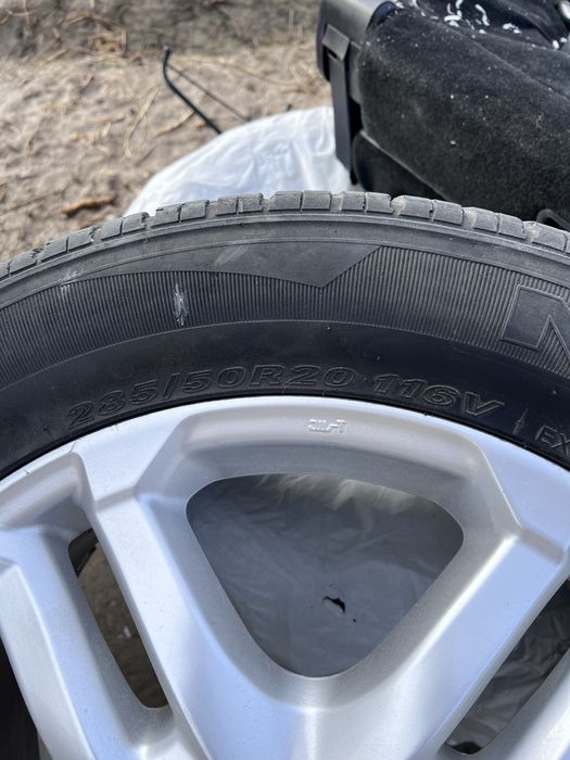 Комлект дисков от land cruiser 200