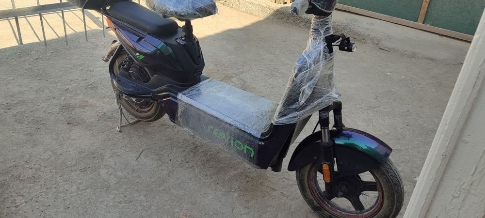 Scooter 14 chontak model revion