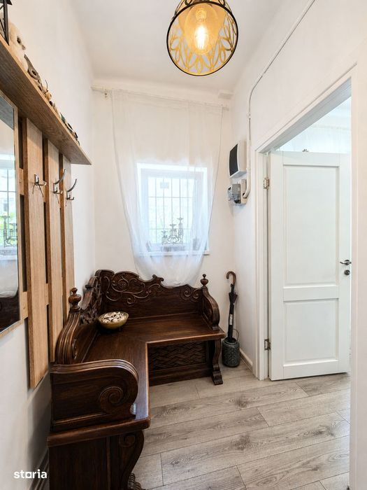 0% Comision | 2 Camere cu farmec 70MP | Renovat 2023, tavane inalte, F — fotografia 3