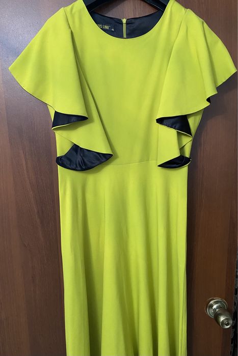 Продам красивые платья