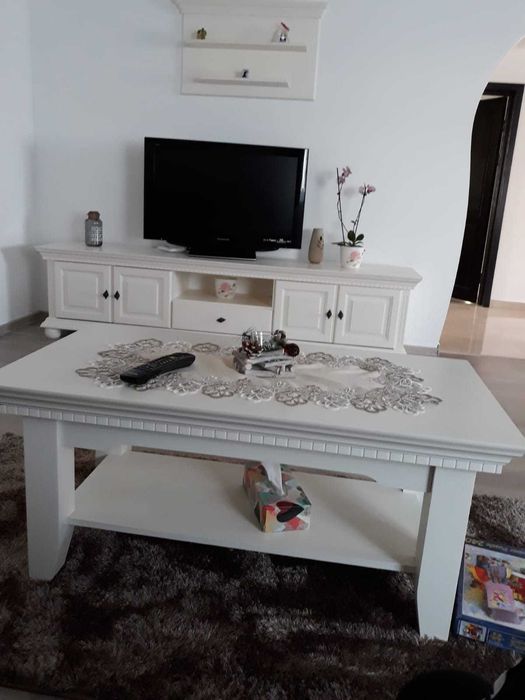 Masuta de cafea din lemn masiv Bucovina