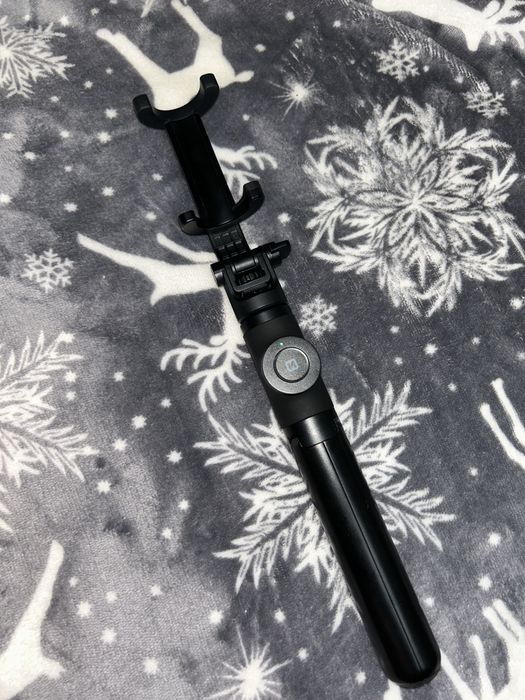 Selfie Stick Bluetooth Swissten cu Trepied de Aluminiu Negru