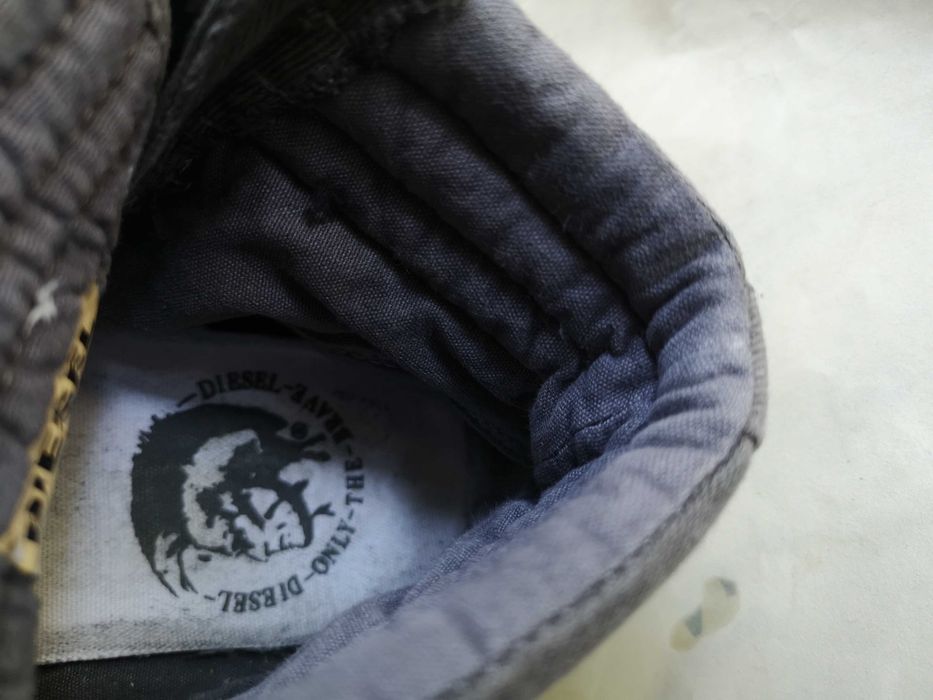 ''Diesel D-String''оригинални кецове 45 номер