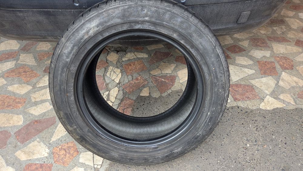 Cauciuc Dunlop Sport SP 9000 225 55 16 95V DOT 2006 Nou, a fost roata de rezerva la un W211