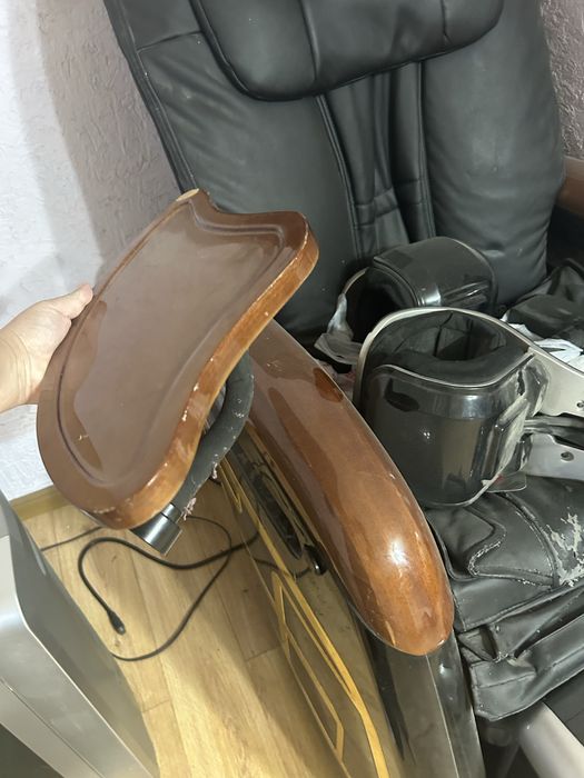 Массажное кресло срочно!