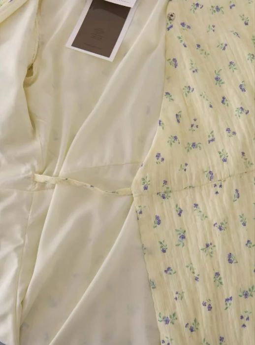 абсолютно новые платья