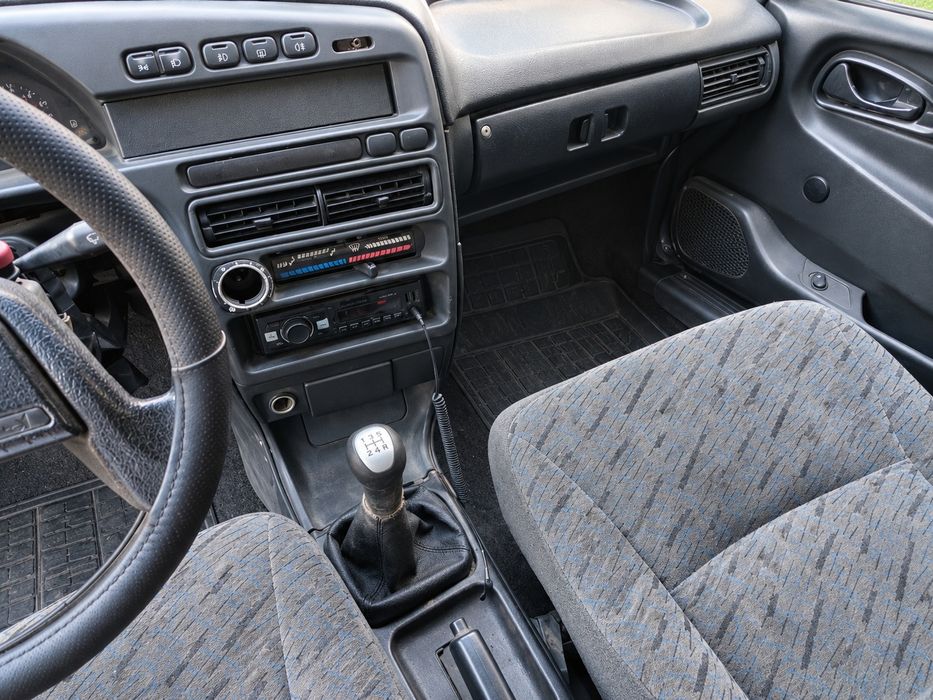 Продам ВАЗ-2115 (Lada Samara), 1.5 л, МКПП 2004 г