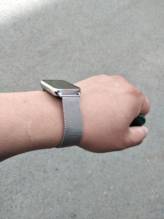 Продам  xiaomi mi band 8pro