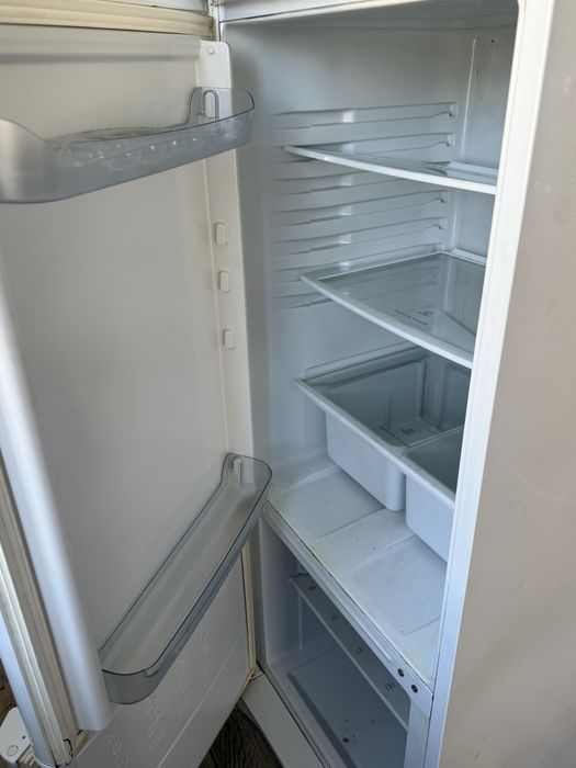 Продам холодильник 10 тыс