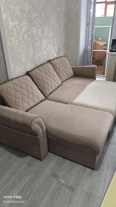 Продам диван,б/у