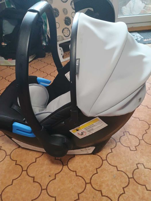 Бебешко кошче за кола / за изписване