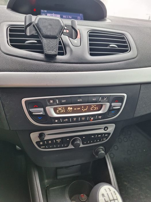 Renault Megan ..3  .