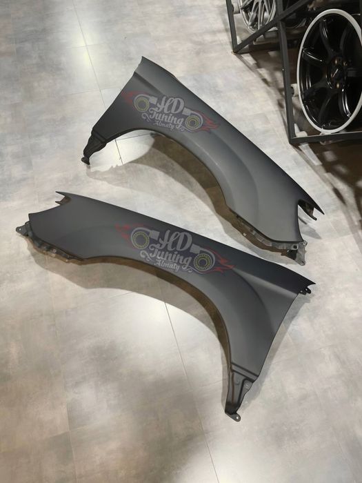 Крылья передние сток Subaru Forester SG Рестайлинг