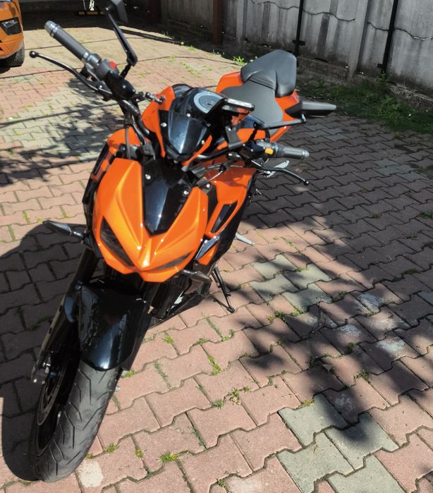 Kavasaki z1000 electrica -2025